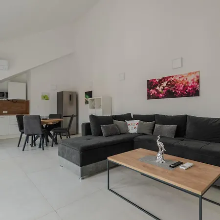 Sun N Sky Oasis I. Apartment *